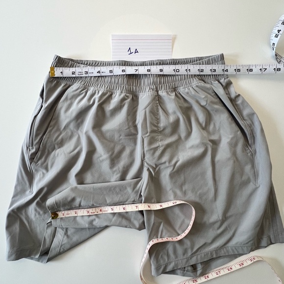 lululemon athletica Light Gray Men's Athletic Shorts - Picture 3 of 4